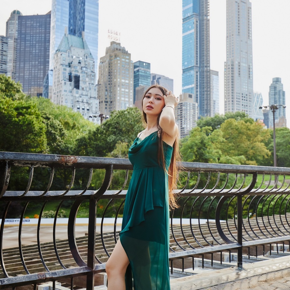 Winsdor green dress